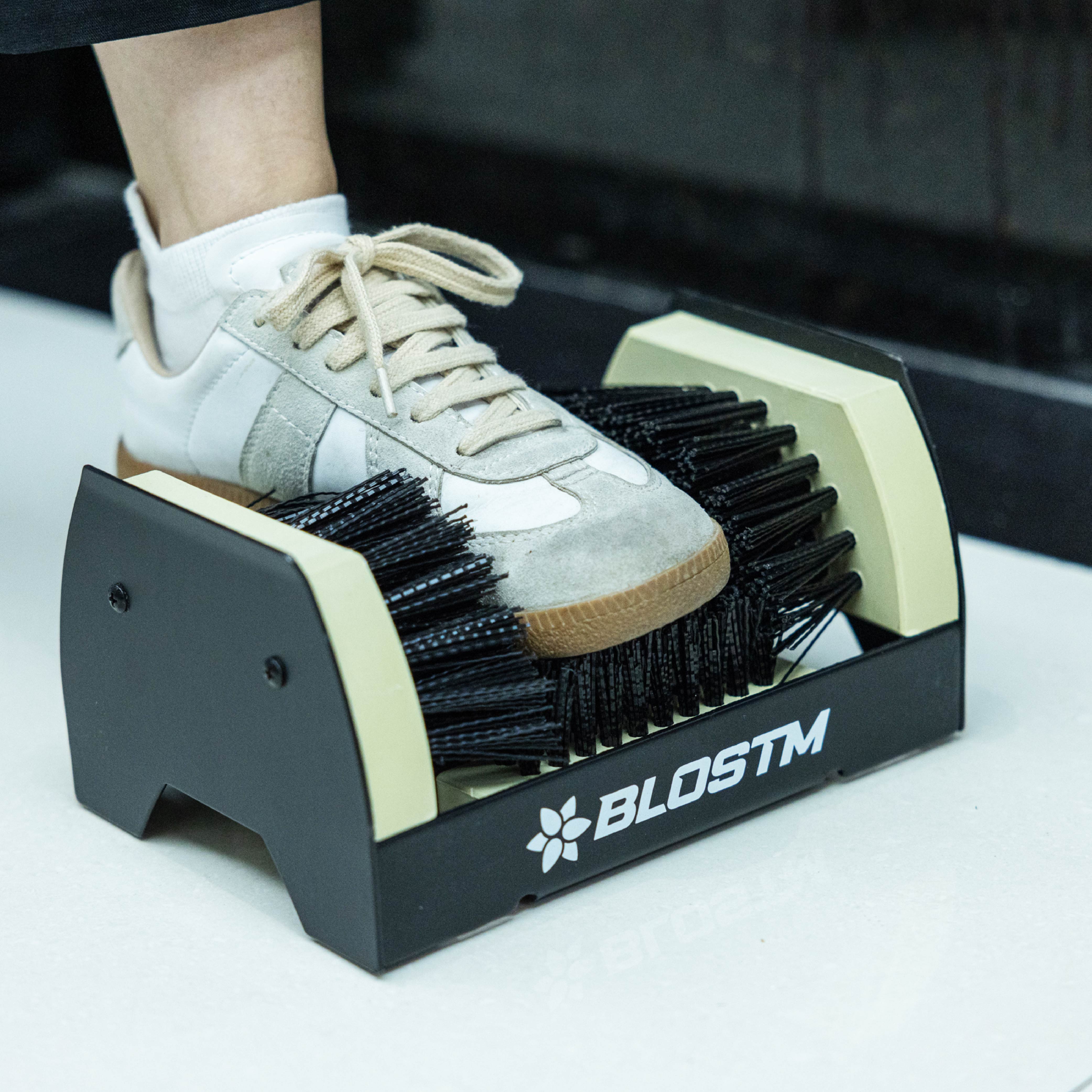 BLOSTM FLOOR MOUNT BOOT SCRAPER BRUSH